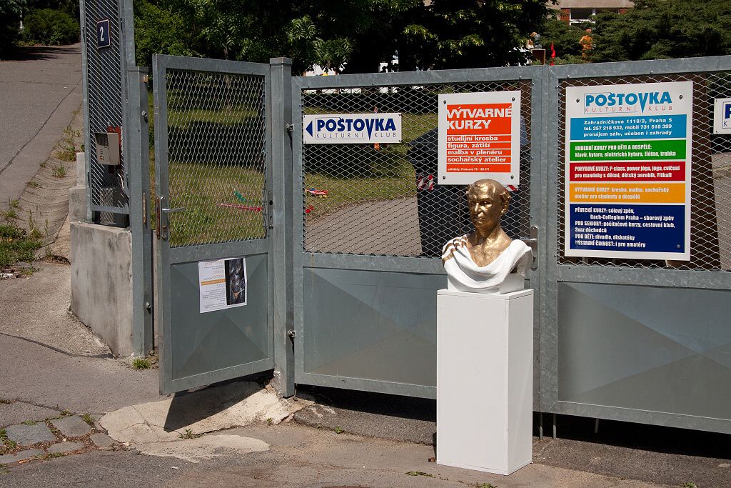 Panáci a patníky, společná výstava, květen 2009