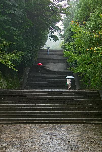 Když v ráji pršelo. Fotografie z cesty do Japonska.