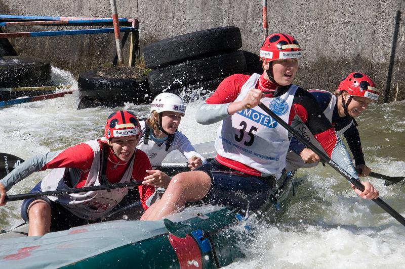 Raftový víkend Trnávka 2008