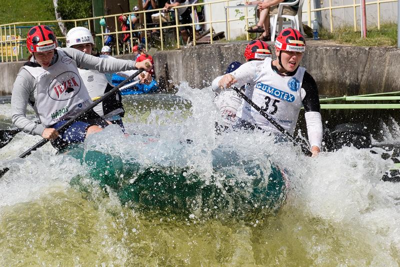 Raftový víkend Trnávka 2008