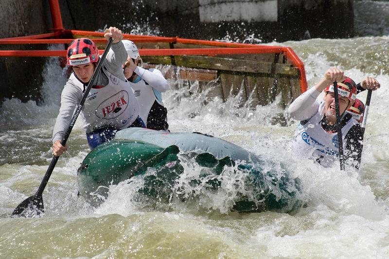 Raftový víkend Trnávka 2008