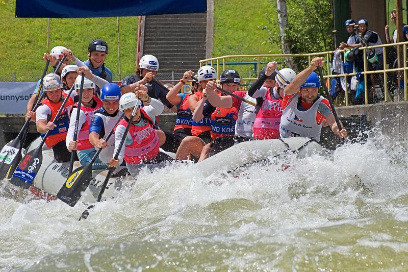 Raftový víkend Trnávka 2008