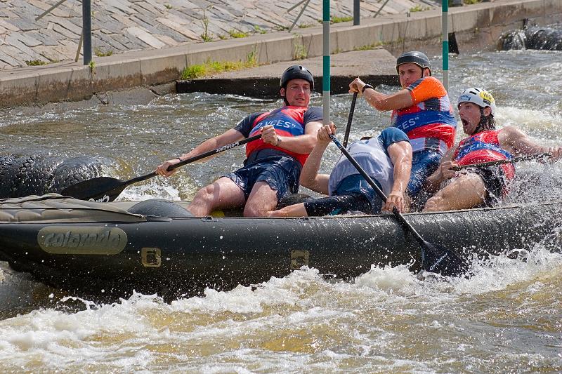 ČP a MČR - rafting R4. VZ R2. Praha Troja 30. 5. a 1. 6. 08