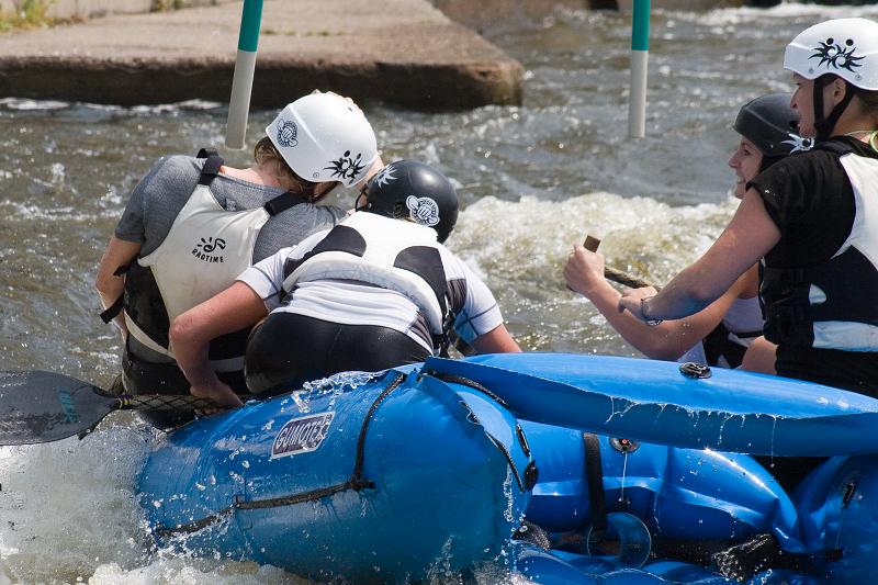 ČP a MČR - rafting R4. VZ R2. Praha Troja 30. 5. a 1. 6. 08