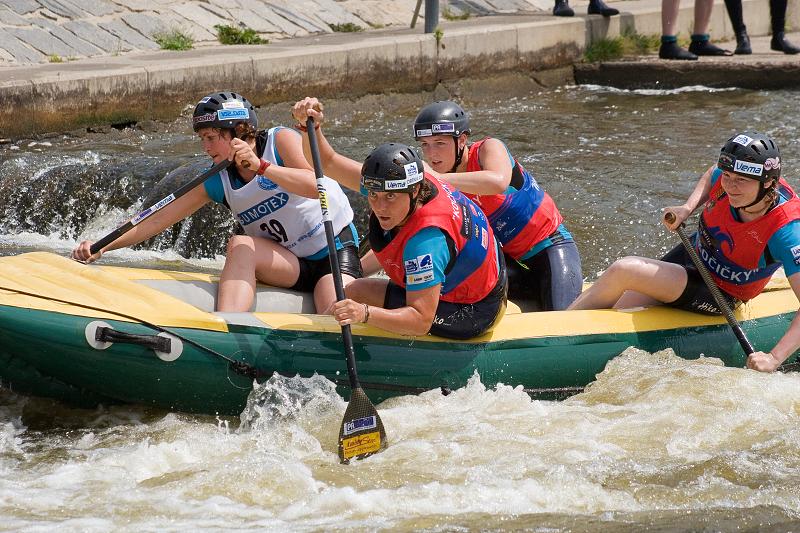 ČP a MČR - rafting R4. VZ R2. Praha Troja 30. 5. a 1. 6. 08