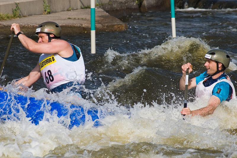 ČP a MČR - rafting R4. VZ R2. Praha Troja 30. 5. a 1. 6. 08
