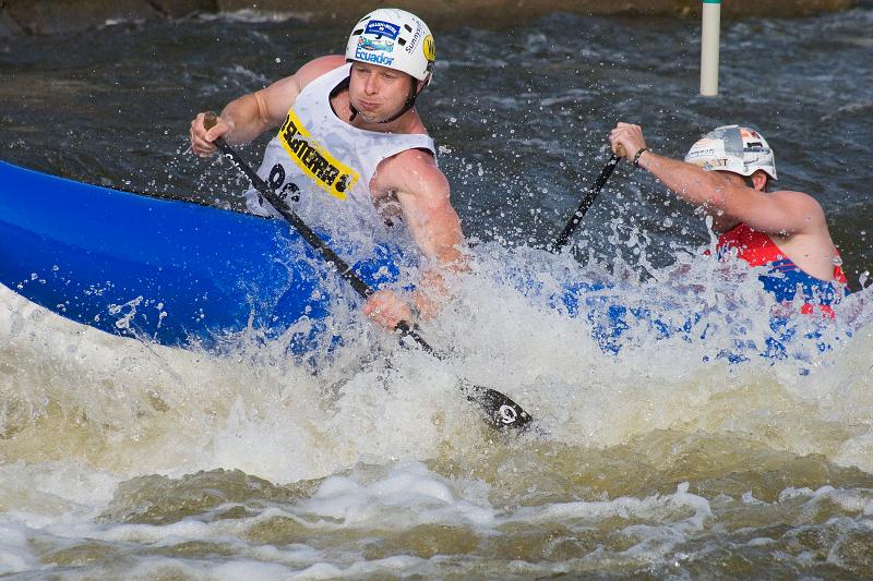 ČP a MČR - rafting R4. VZ R2. Praha Troja 30. 5. a 1. 6. 08